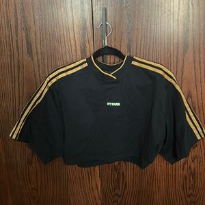 Ivy Park x Adidas cropped tee